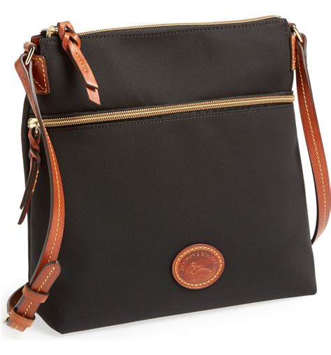 dooney and bourke outlet crossbody.